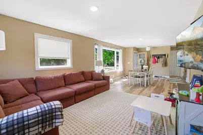 4554 S Vermont Ave, Saint Francis, WI 53235 - Photo 13