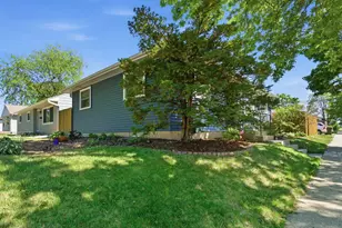 4554 S Vermont Ave, Saint Francis, WI 53235 - Photo 29