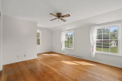 6060 N Alberta Ln, Glendale, WI 53217 - Photo 15
