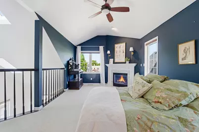 1527 N Cass St #A, Milwaukee, WI 53202 - Photo 17