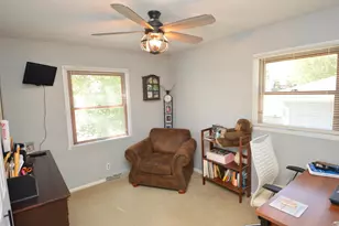 6162 S Delaware Ave, Cudahy, WI 53110 - Photo 9