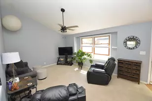 6162 S Delaware Ave, Cudahy, WI 53110 - Photo 5
