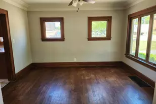 1604 Main St, Racine, WI 53182 - Photo 11