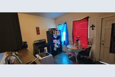 806  Jackson St, Racine, WI 53404 - Photo 3