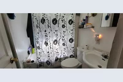 806  Jackson St, Racine, WI 53404 - Photo 5