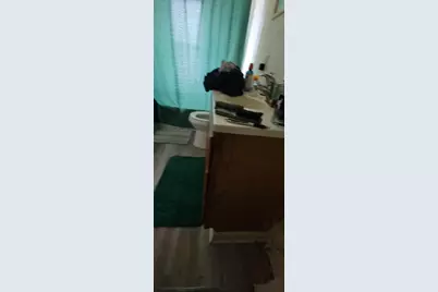 806  Jackson St, Racine, WI 53404 - Photo 9