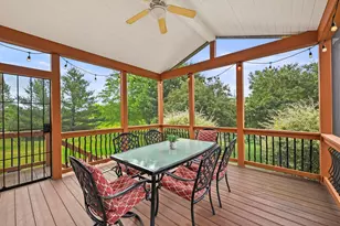 400 Cedar Bluffs Ct, Slinger, WI 53086 - Photo 11