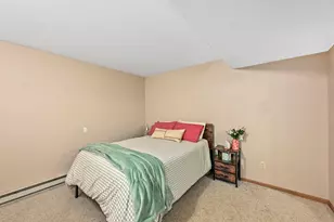 400 Cedar Bluffs Ct, Slinger, WI 53086 - Photo 25