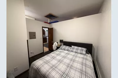 1022 S 10th St, Manitowoc, WI 54220 - Photo 25