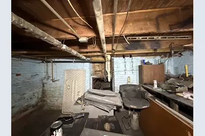 1022 S 10th St, Manitowoc, WI 54220 - Photo 27