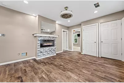 446 N 28th St #448, Milwaukee, WI 53208 - Photo 3