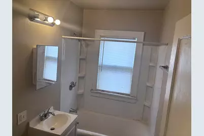 3719 N Vel R Phillips Ave #3721, Milwaukee, WI 53212 - Photo 5