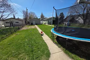 919 High Ave, Sheboygan, WI 53081 - Photo 23