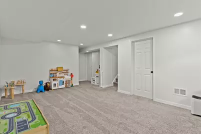 W215N10367  Laurel Ct, Germantown, WI 53017 - Photo 27