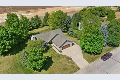 N60W24612  Lynette Pass, Sussex, WI 53089 - Photo 49