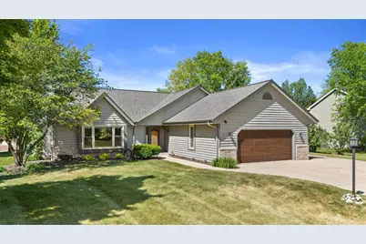 N60W24612  Lynette Pass, Sussex, WI 53089 - Photo 47