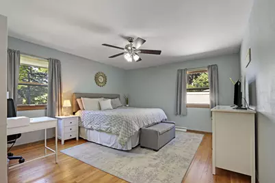 3625 S Brentwood Rd, New Berlin, WI 53151 - Photo 11
