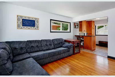 4115 N 94th St, Wauwatosa, WI 53222 - Photo 7