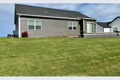 439  East St, Juneau, WI 53039 - Photo 29