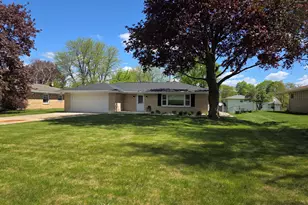 2532 S Seymour Pl, West Allis, WI 53227 - Photo 1