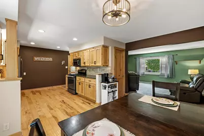 5426  Middleton Dr, Greendale, WI 53129 - Photo 17