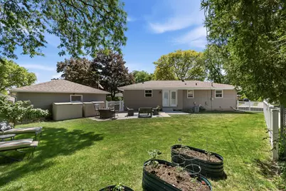 5426  Middleton Dr, Greendale, WI 53129 - Photo 35