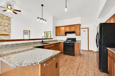 3800 E Elm Rd, Oak Creek, WI 53154 - Photo 15