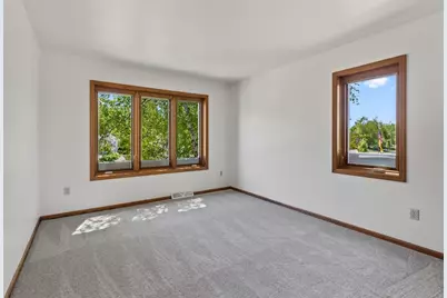 2230  Stony Ridge Dr, Waukesha, WI 53189 - Photo 35