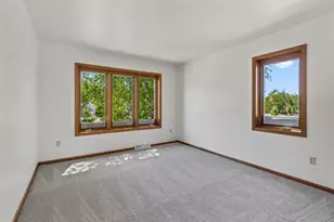 2230 Stony Ridge Dr, Waukesha, WI 53189 - Photo 35