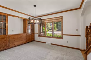 2230 Stony Ridge Dr, Waukesha, WI 53189 - Photo 11