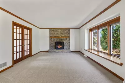 2230  Stony Ridge Dr, Waukesha, WI 53189 - Photo 23
