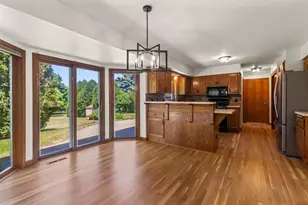 2230 Stony Ridge Dr, Waukesha, WI 53189 - Photo 19