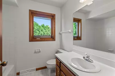 2230  Stony Ridge Dr, Waukesha, WI 53189 - Photo 39