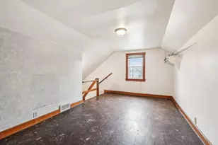 2571 N 51st St, Milwaukee, WI 53210 - Photo 15