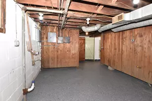 2860 N 50th St, Milwaukee, WI 53210 - Photo 37