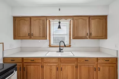 3316 S 60th St, Milwaukee, WI 53219 - Photo 7