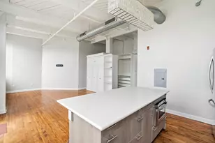 215 W Maple St, Milwaukee, WI 53204 - Photo 13