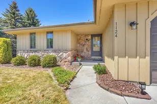 1124 Sommer Dr, Sheboygan, WI 53081 - Photo 5