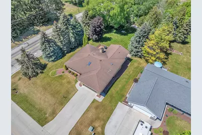 1124  Sommer Dr, Sheboygan, WI 53081 - Photo 33