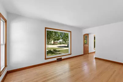 1919 E Norwich Ave, Saint Francis, WI 53235 - Photo 3