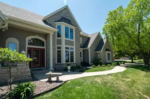 1801 E Juniper Way, Hartland, WI 53029 - Photo 65