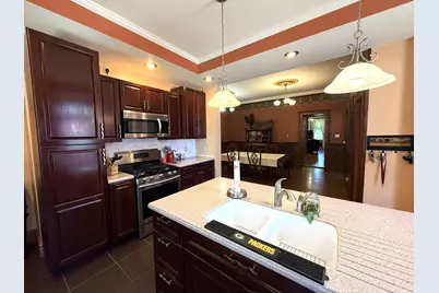 1849 N 1st St, Milwaukee, WI 53212 - Photo 13