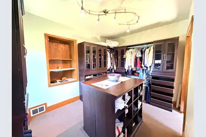 1849 N 1st St, Milwaukee, WI 53212 - Photo 29