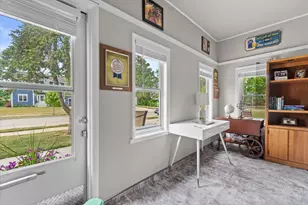 9804 W Dakota St, West Allis, WI 53227 - Photo 25