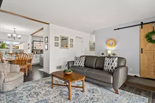 9804 W Dakota St, West Allis, WI 53227 - Photo 7