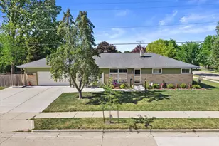 9804 W Dakota St, West Allis, WI 53227 - Photo 3