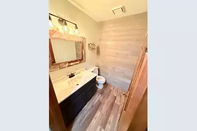 2556 N Green Bay Rd, Racine, WI 53405 - Photo 9