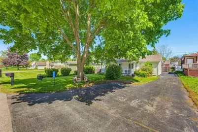 110 E Wisconsin Ave, Silver Lake, WI 53170 - Photo 25