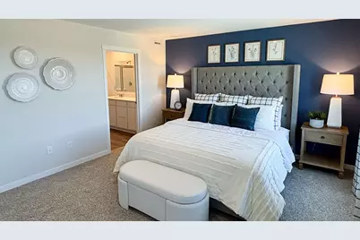 5759  Hunter Dr, Racine, WI 53406 - Photo 13
