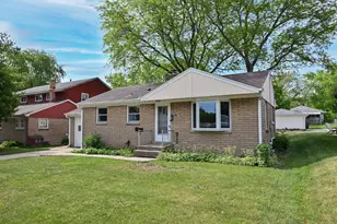 1715 Monroe Ave, South Milwaukee, WI 53172 - Photo 3